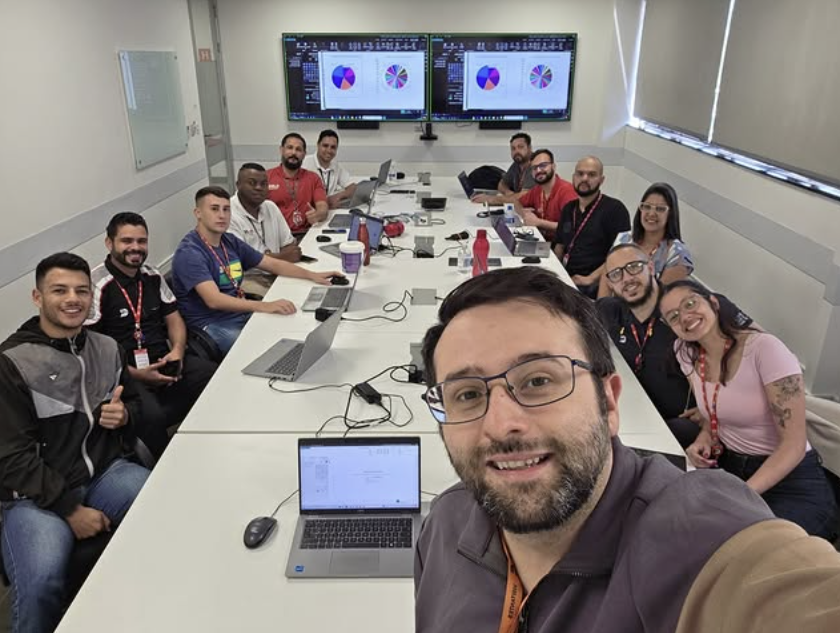 [Post do Instagram mostrando treinamento corporativo na Cummins]
